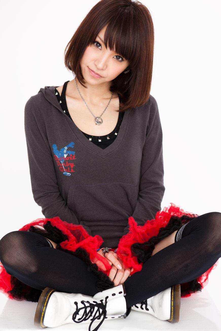 Risa oribe (織 部 里 沙, oribe risa, born june 24, 1987), 1 better known by her...